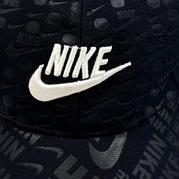 Nike Sports Vintage Hat Blue Cap Stretch Fit 3D Textured Red Label - Picture 4 of 8